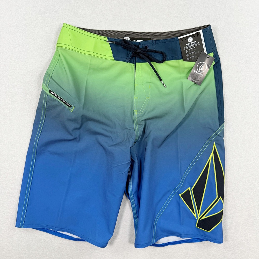 Volcom Mod-Tech Board Shorts 'Vee Bee Big Logo' / Size 28 Mens / New